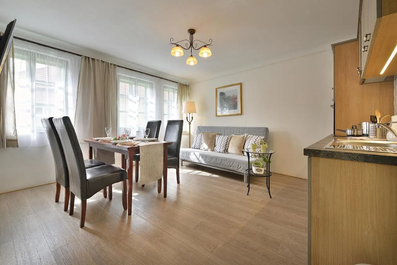 Nobles Apartments براغ