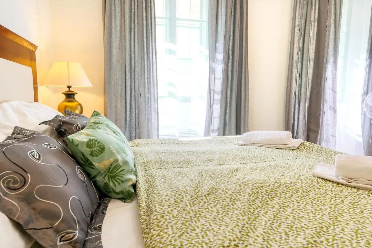 Nobles Apartments براغ